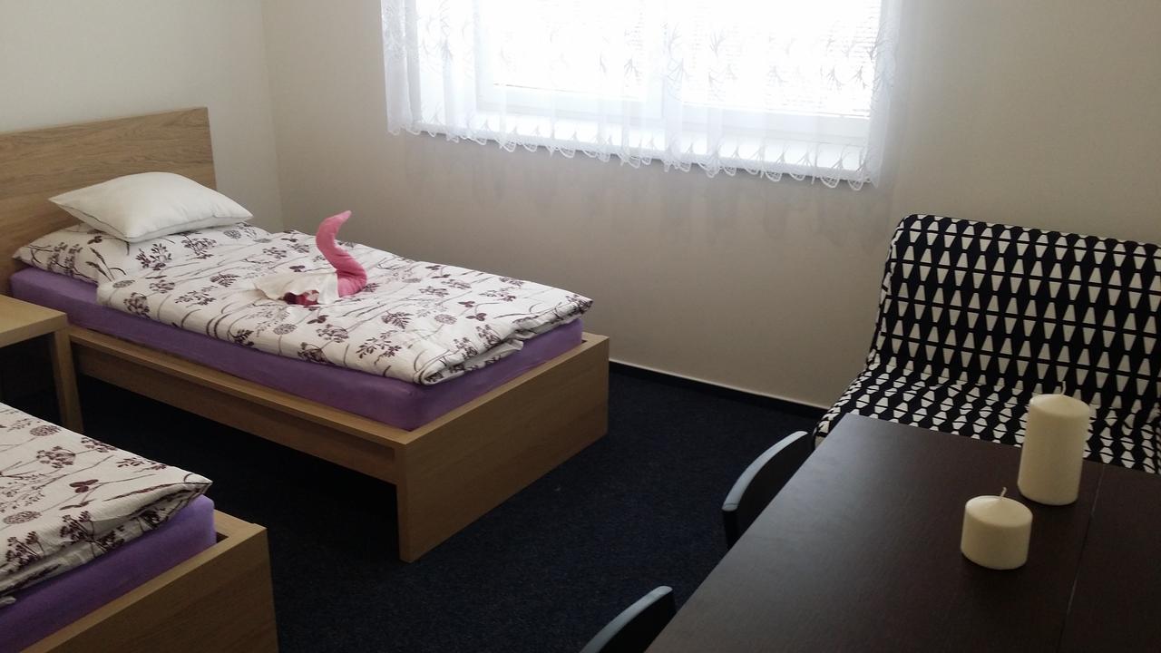 Ubytovani Nemcicky Bagian luar foto